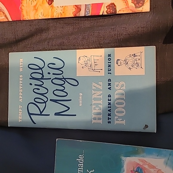 Vintage Recipe Booklet Collection - Picture 6 of 12